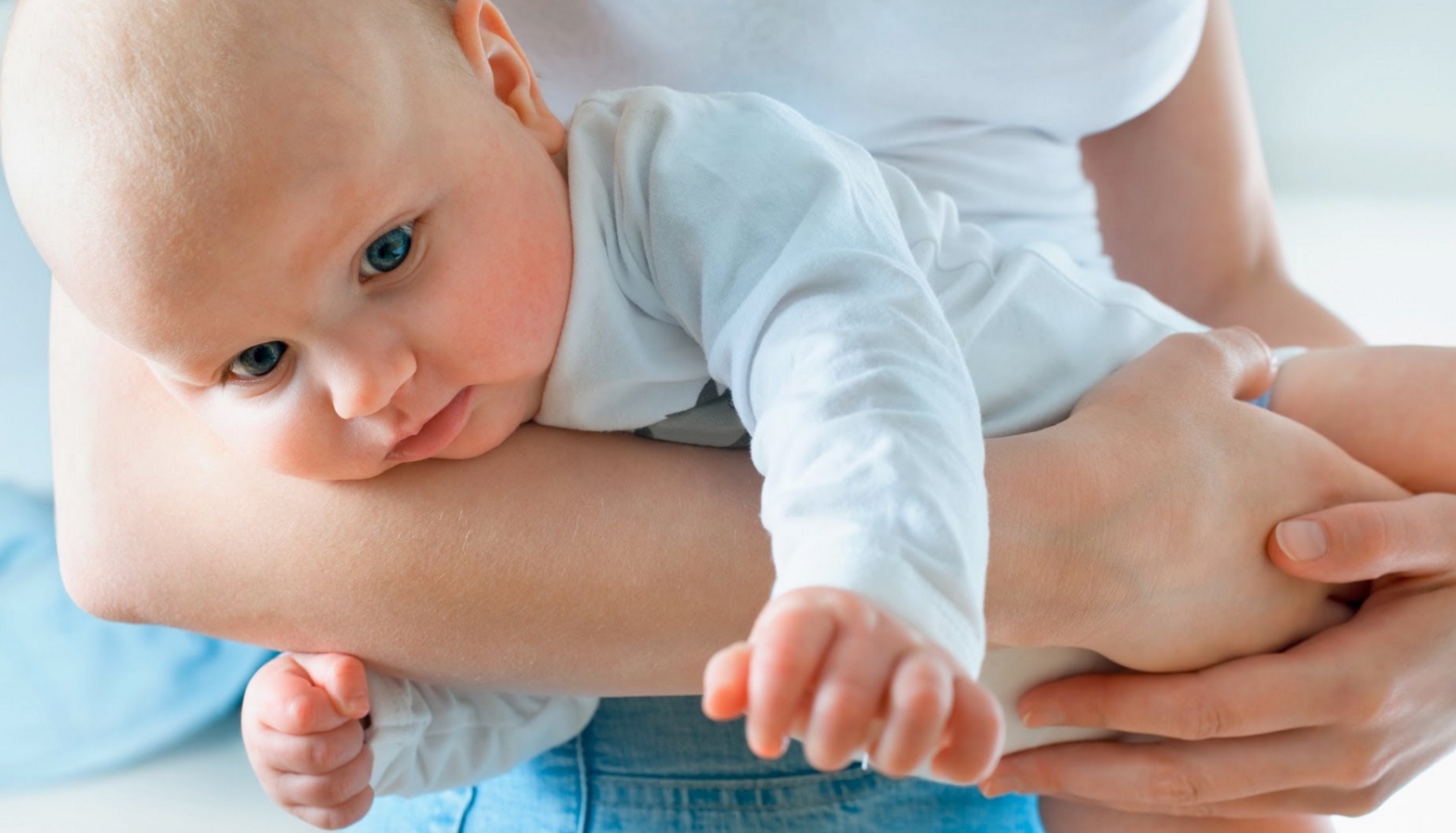 5 простых способов успокоить плачущего младенца