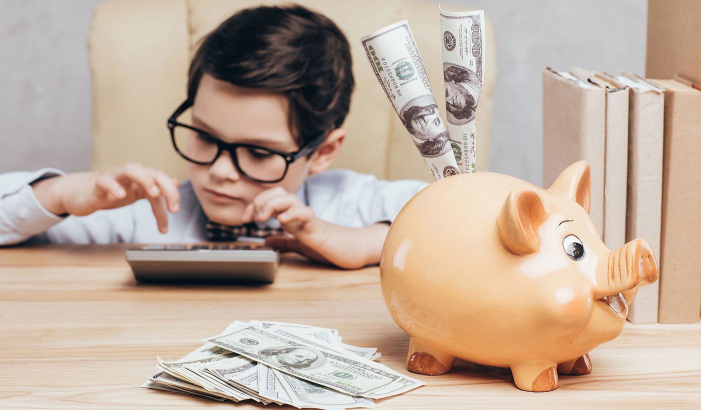 Как научить ребенка грамотно распоряжаться карманными деньгами