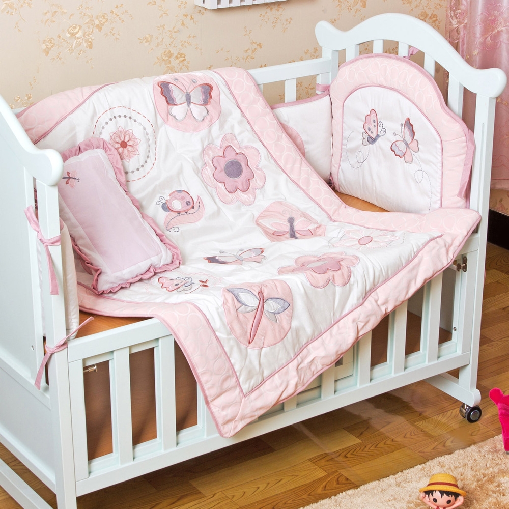 Как выбрать правильную детскую кроватку?