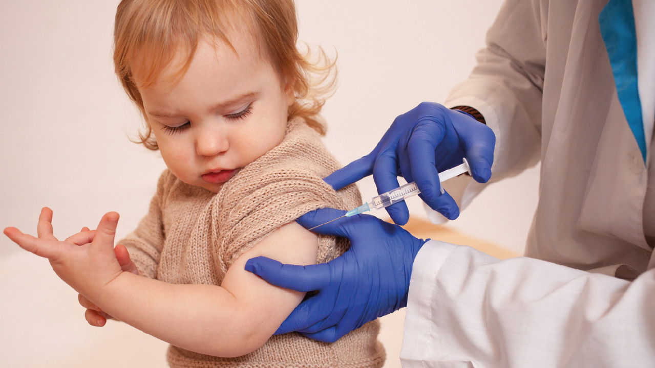 Когда нужно начинать вакцинацию у младенцев